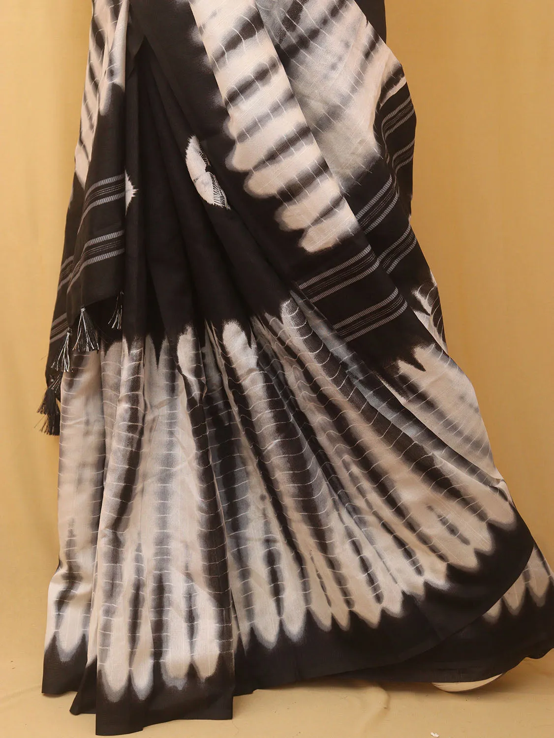1 Min Ready To Wear - Black And White Shibori Print Semi Tussar Silk Saree