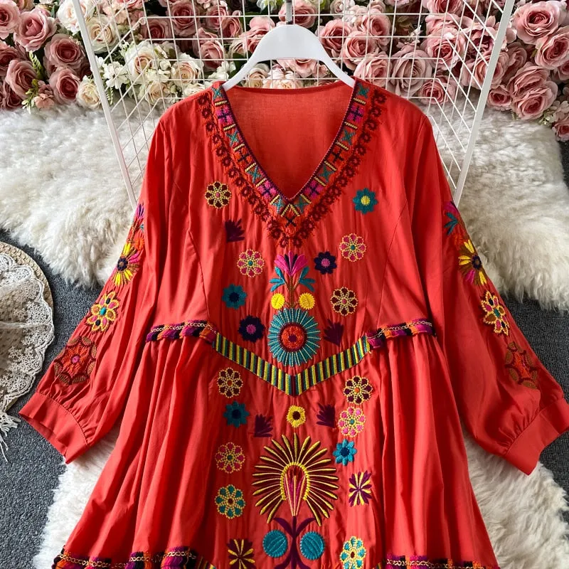 Boho Chic Floral Embroidery Maxi Dress