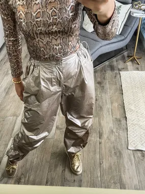 CHAMPAGNE METALLIC PARACHUTE JOGGERS