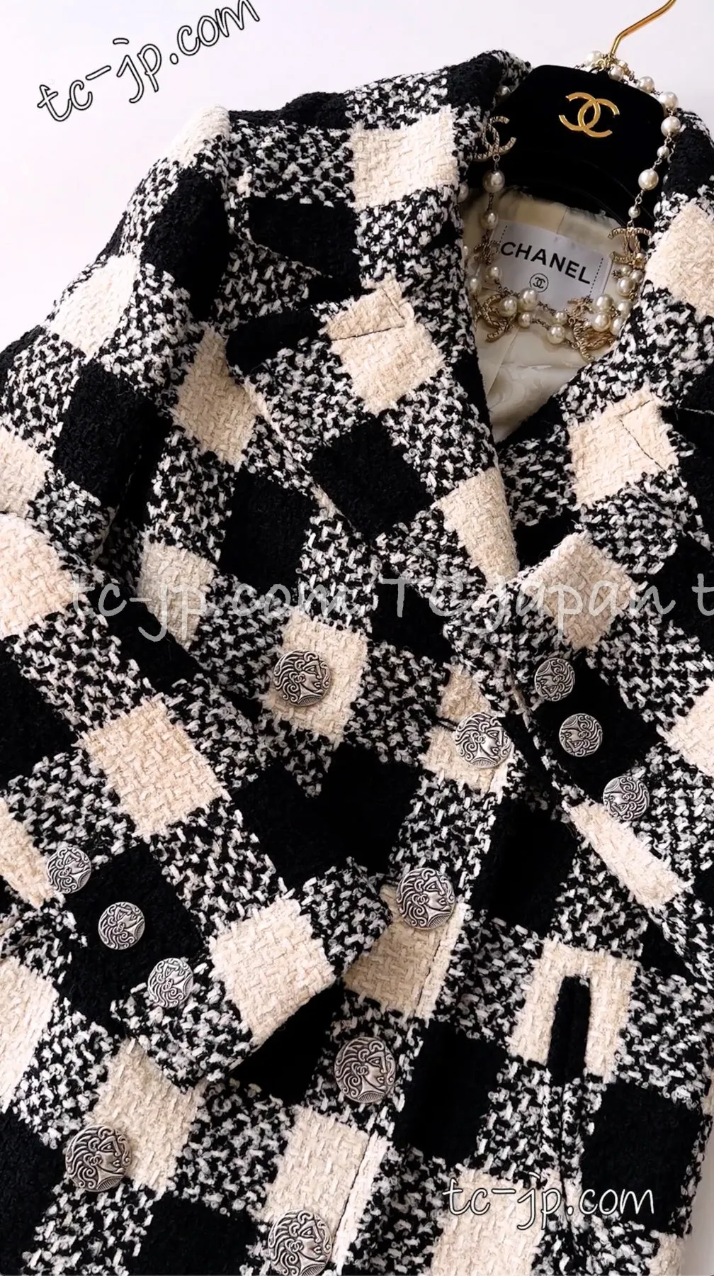 CHANEL 16PF Ivory Black Wool Silk Double Tweed Coat 34 36 38 40 シャネル アイボリー ブラック ウール シルク チェック ツイード コート メンズも！即発