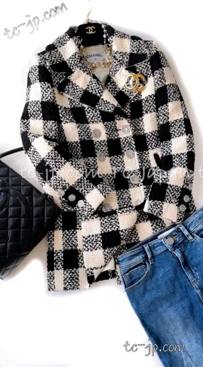 CHANEL 16PF Ivory Black Wool Silk Double Tweed Coat 34 36 38 40 シャネル アイボリー ブラック ウール シルク チェック ツイード コート メンズも！即発