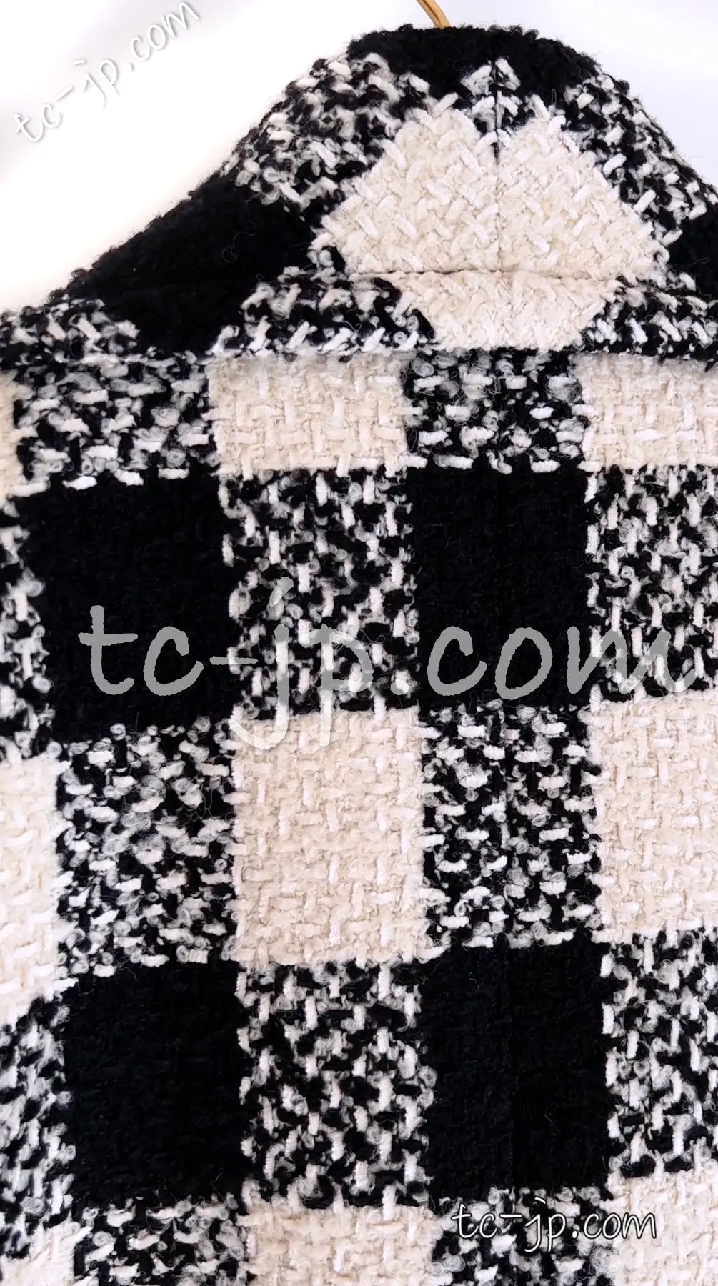 CHANEL 16PF Ivory Black Wool Silk Double Tweed Coat 34 36 38 40 シャネル アイボリー ブラック ウール シルク チェック ツイード コート メンズも！即発