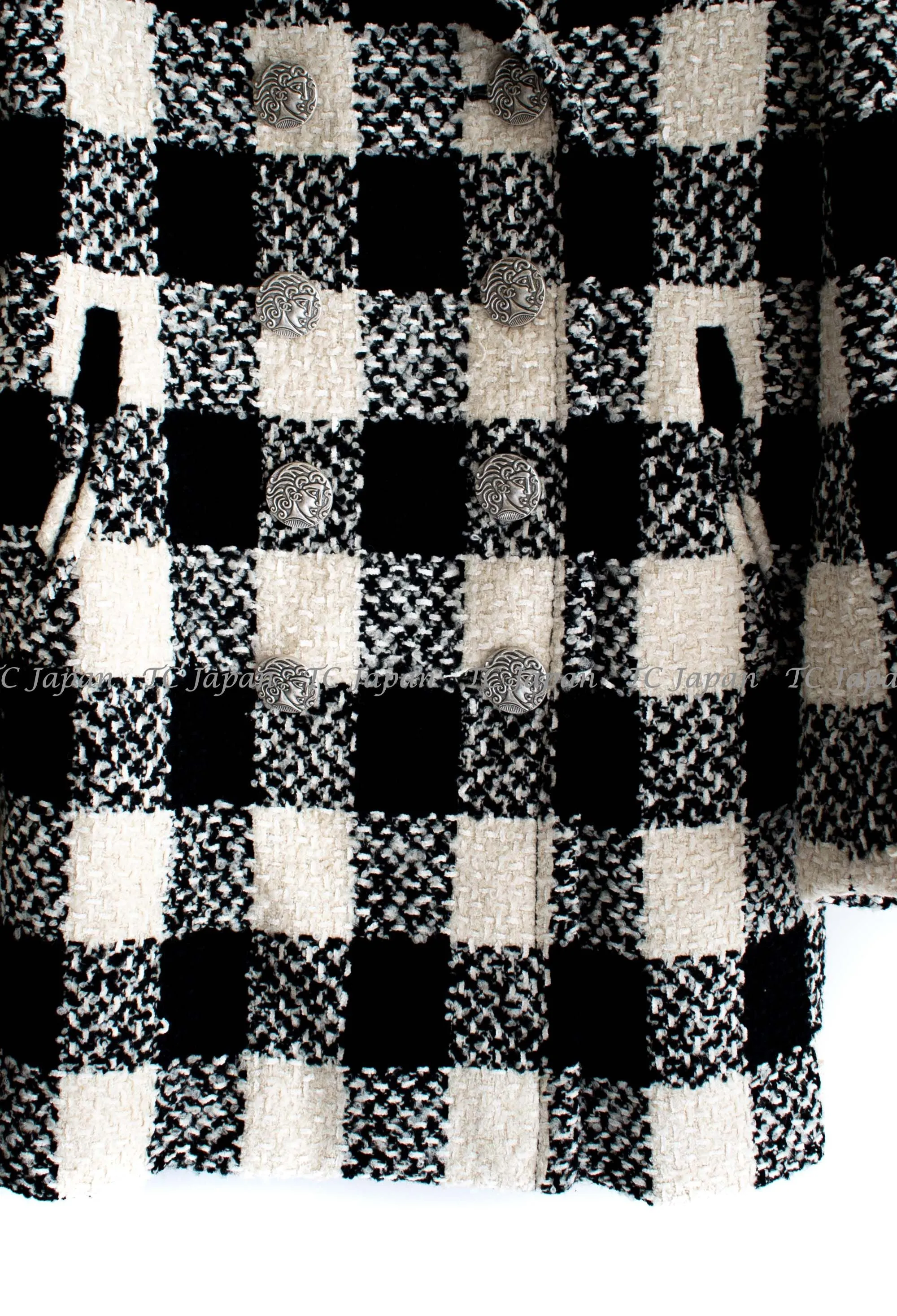 CHANEL 16PF Ivory Black Wool Silk Double Tweed Coat 34 36 38 40 シャネル アイボリー ブラック ウール シルク チェック ツイード コート メンズも！即発