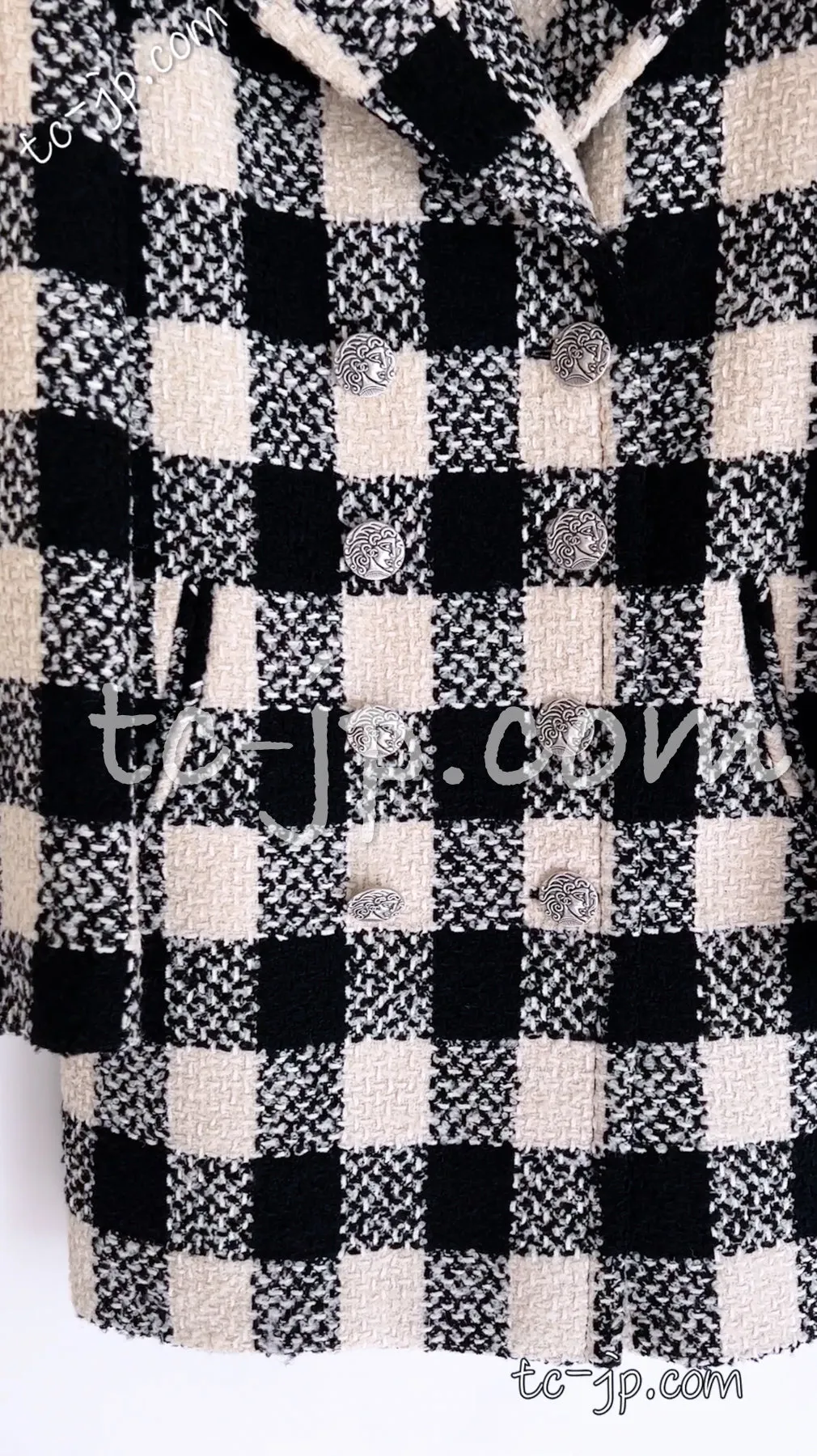 CHANEL 16PF Ivory Black Wool Silk Double Tweed Coat 34 36 38 40 シャネル アイボリー ブラック ウール シルク チェック ツイード コート メンズも！即発