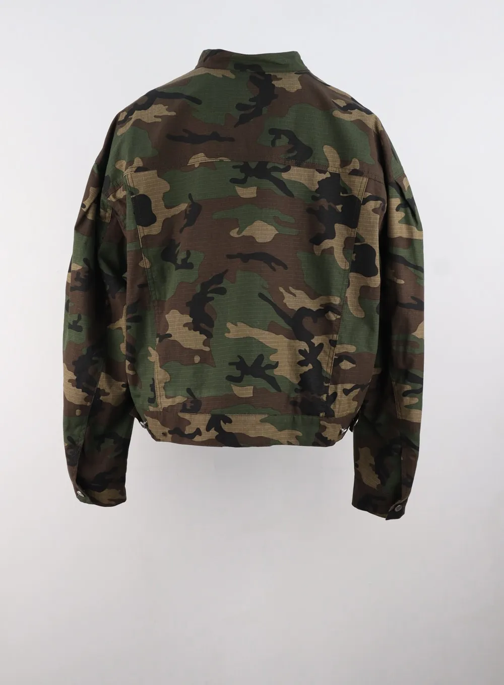 Collarless Camo Jacket IS322