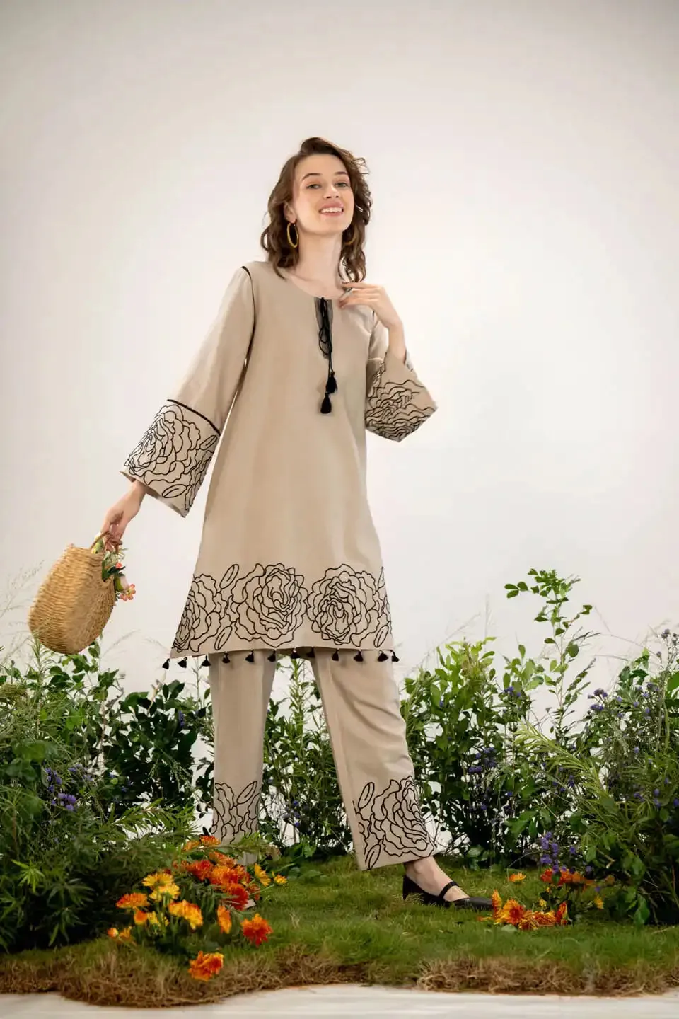 ELEGANT BEIGE FLORAL EMBROIDERED CO-ORD SET