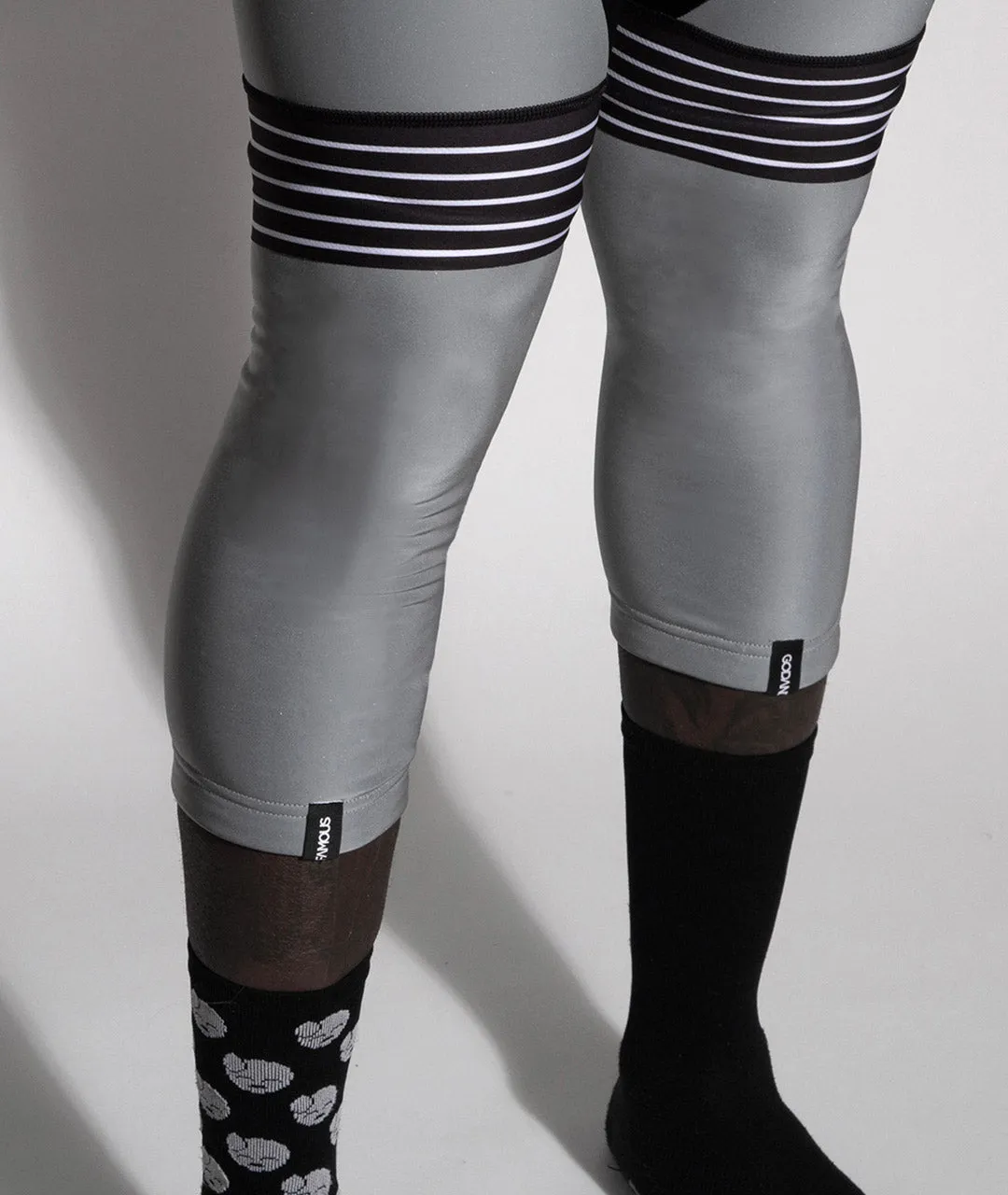 Faux Pas Reflective Knee Warmer