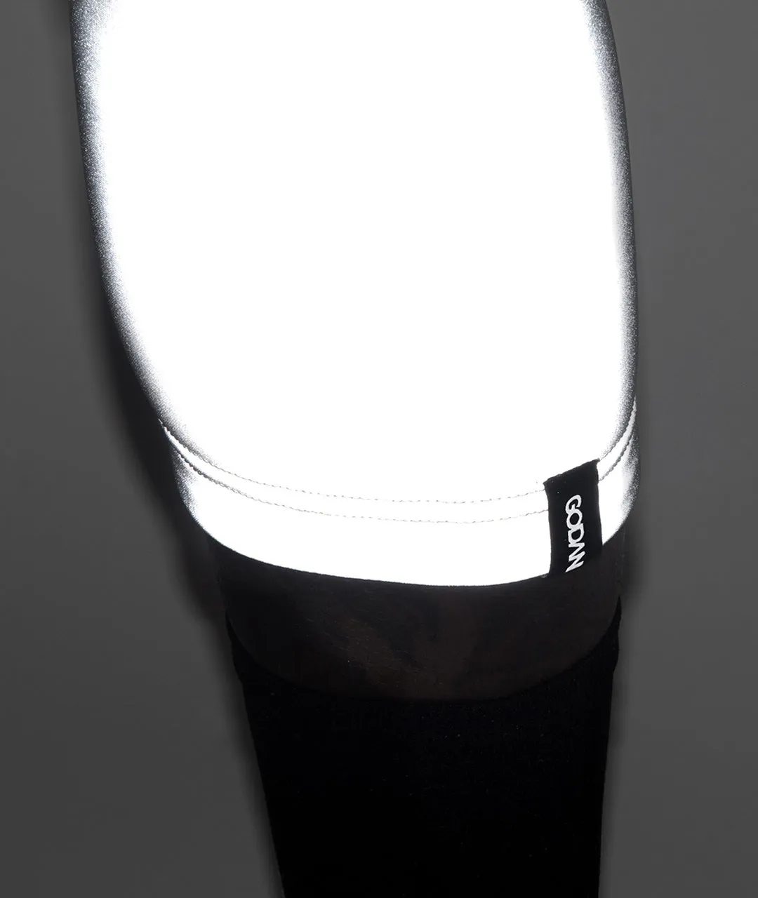 Faux Pas Reflective Knee Warmer