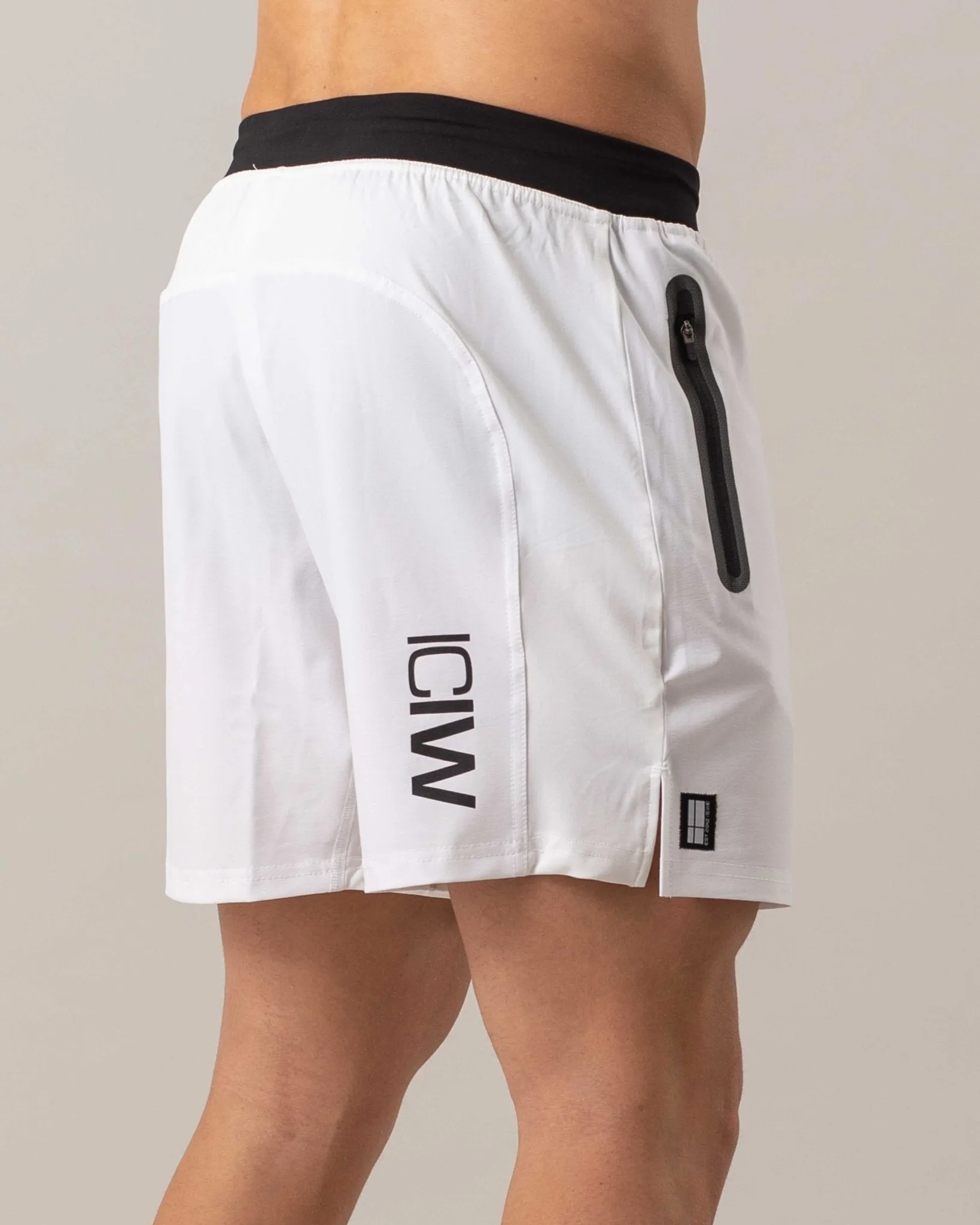 ICIW Shorts - White-Black