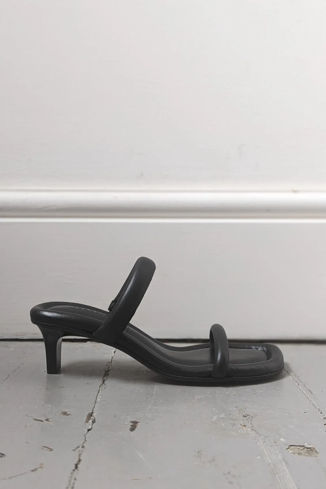 Raree Black Leather Sandals
