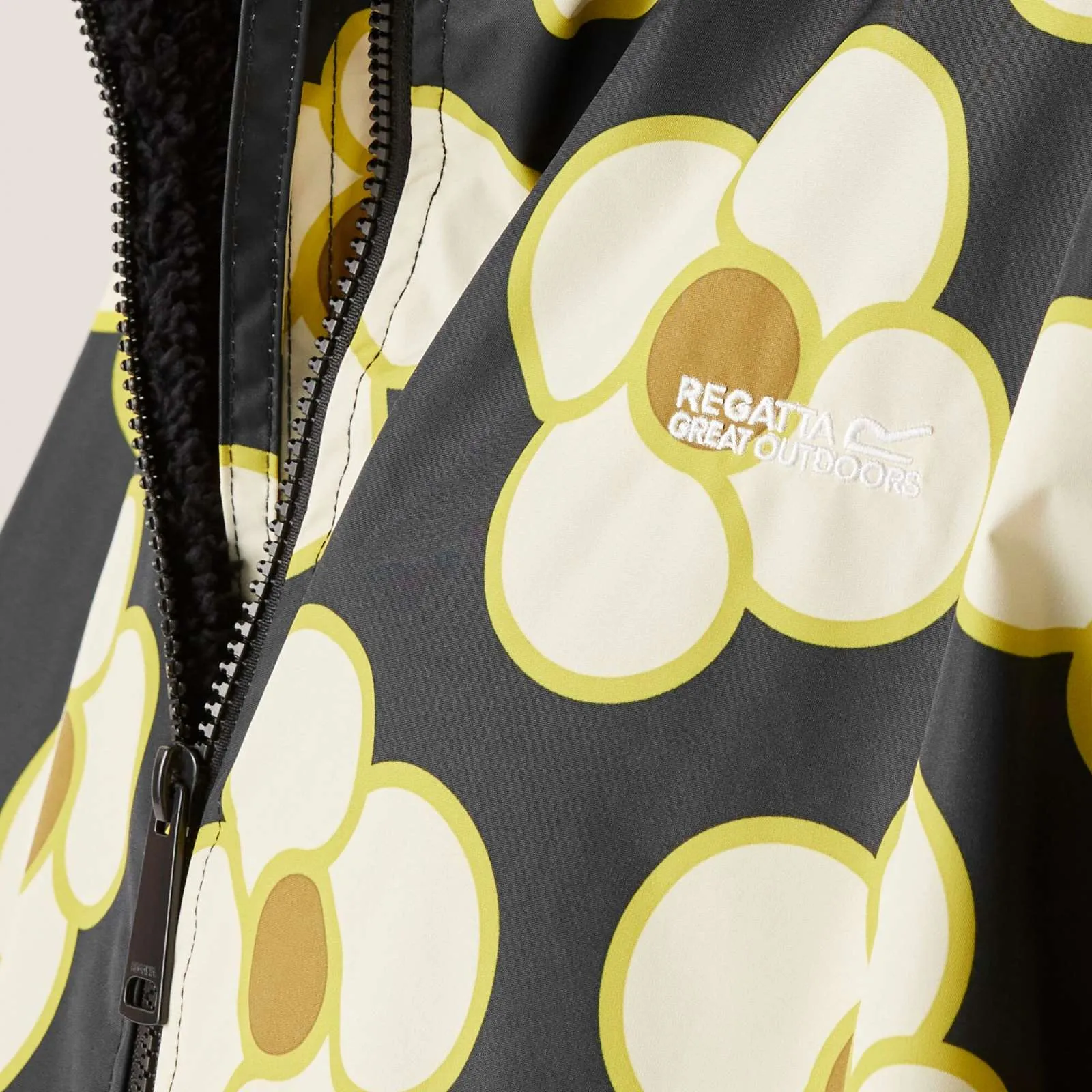 Regatta Womens Orla Kiely Waterproof Fleece Lined Changing Robe