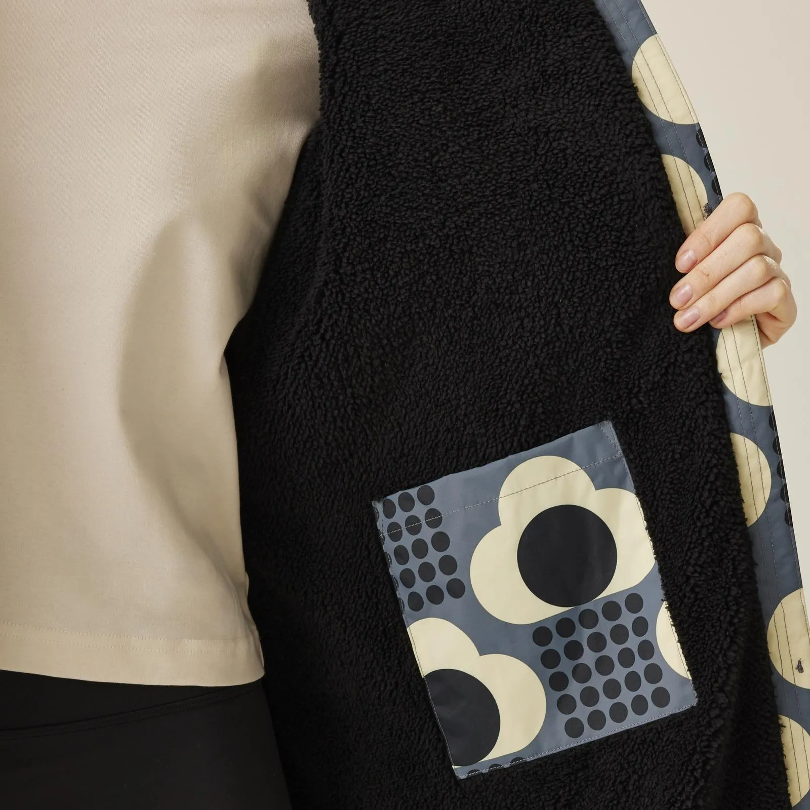 Regatta Womens Orla Kiely Waterproof Fleece Lined Changing Robe