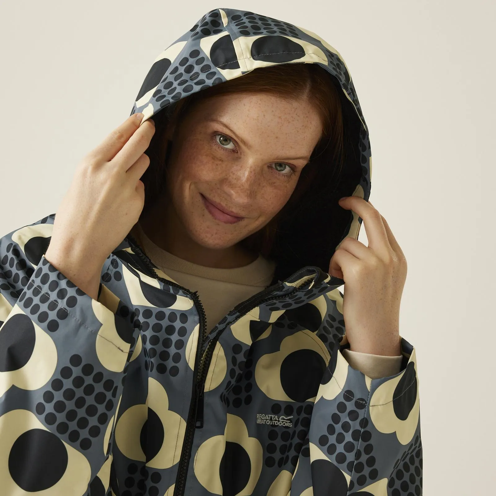 Regatta Womens Orla Kiely Waterproof Fleece Lined Changing Robe