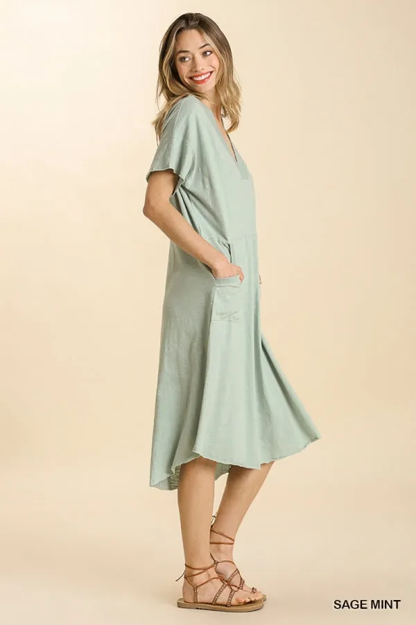 Short Sleeved V-Neck Midi Porkchop Pockets Dress
