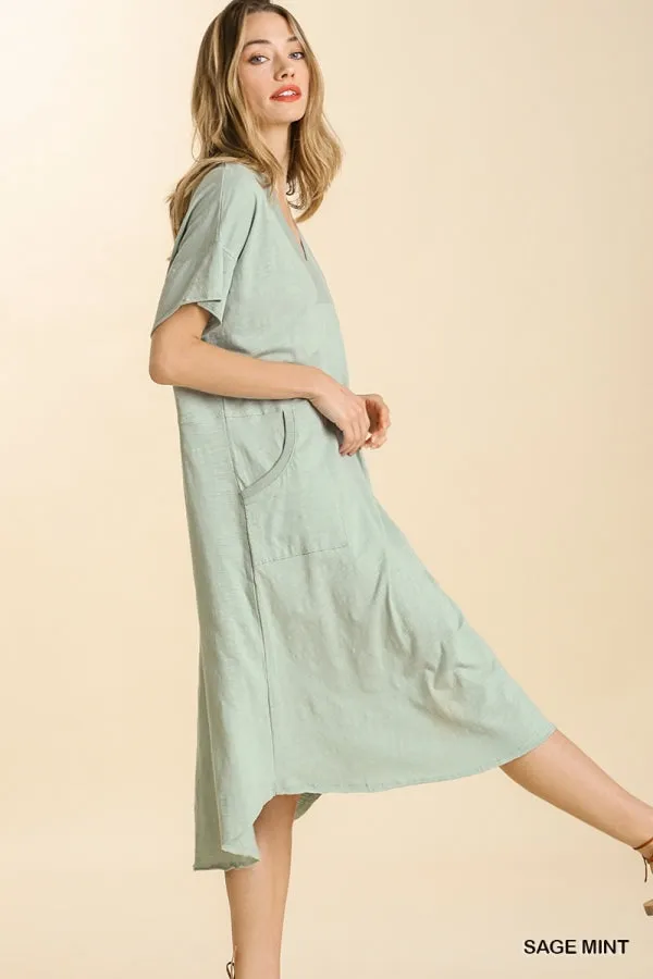 Short Sleeved V-Neck Midi Porkchop Pockets Dress