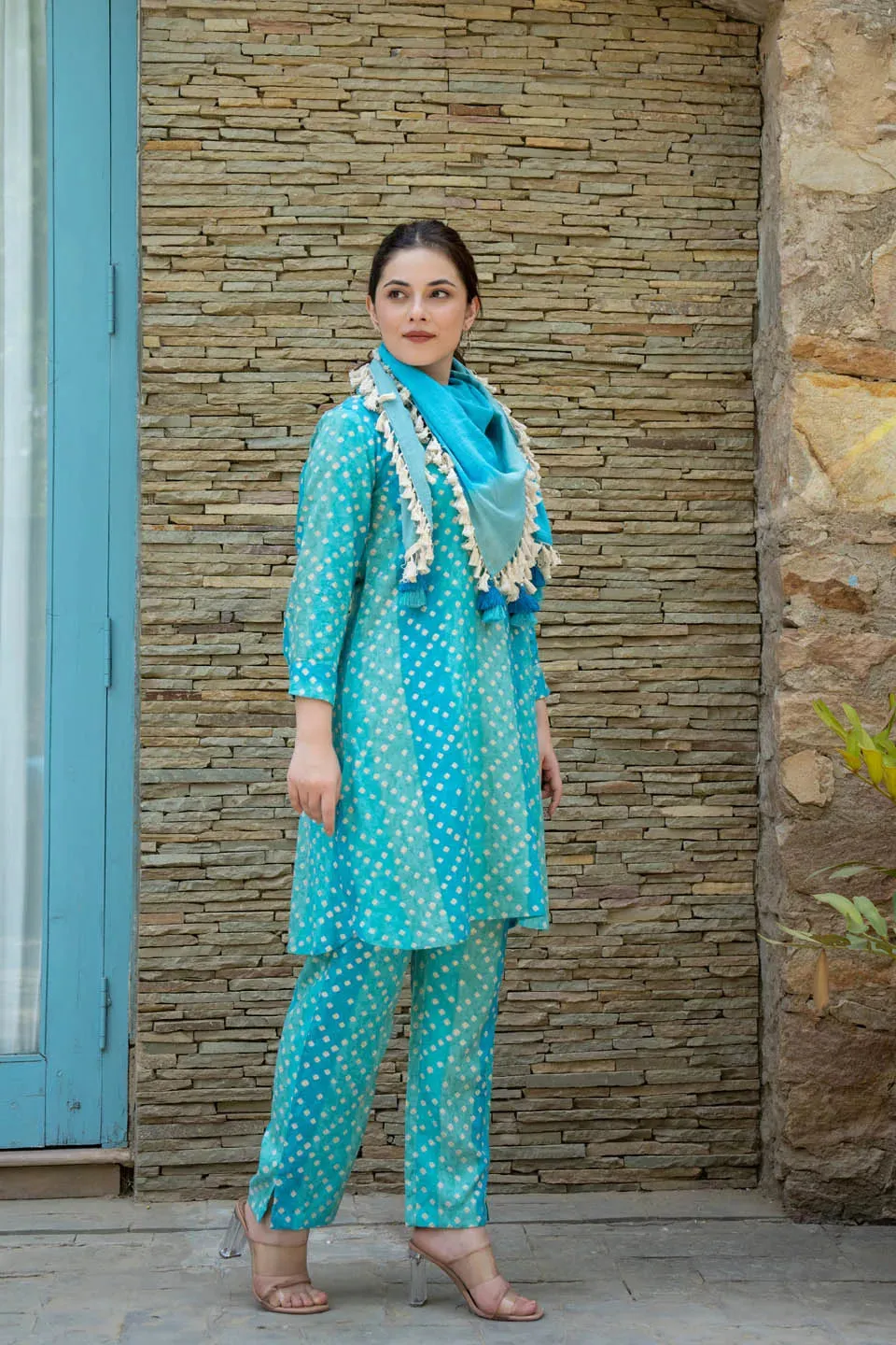 TURQUOISE BLUE PRINTED TUNIC WITH SOLID TROUSERS CO-ORD SET