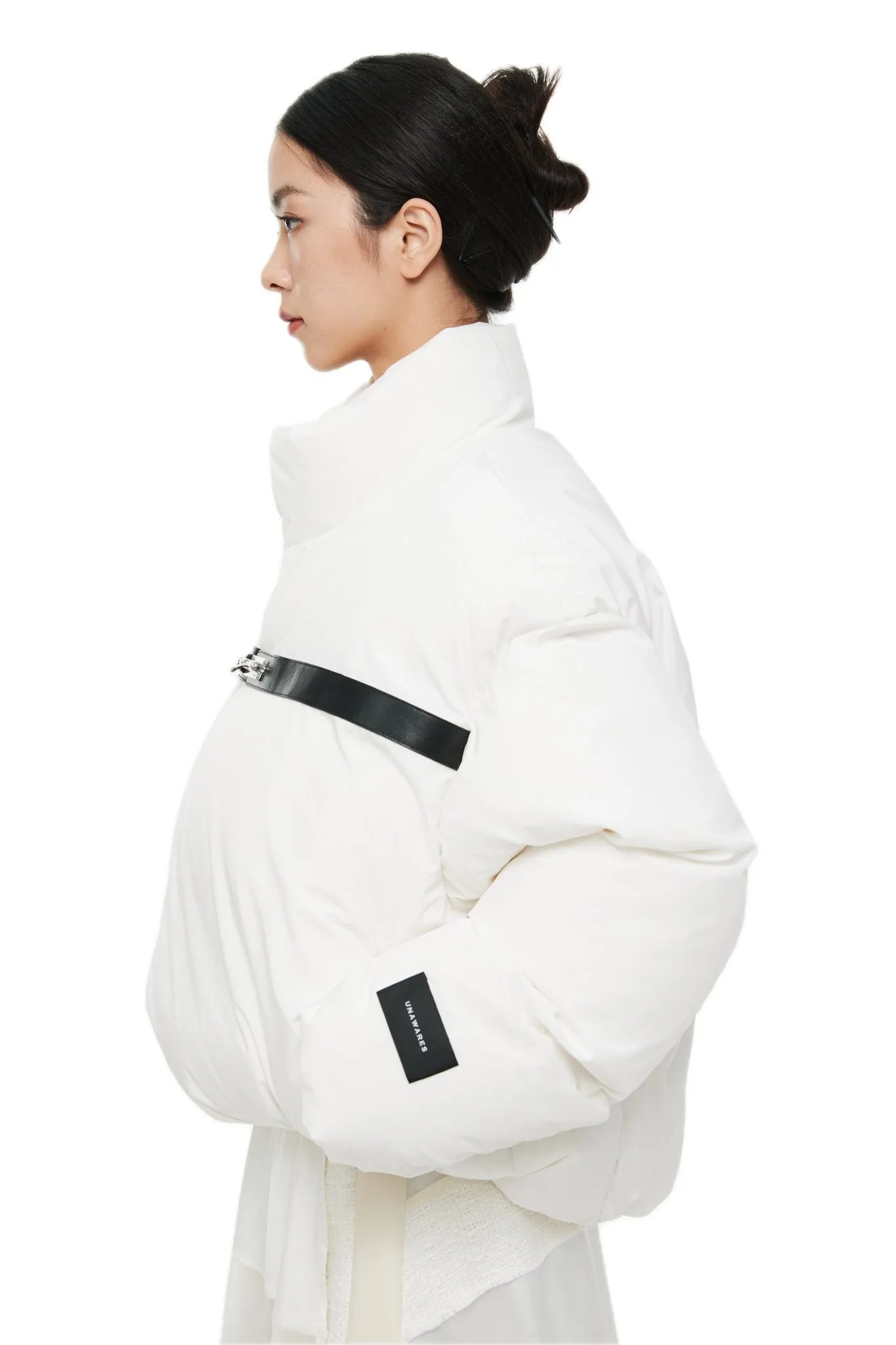 White Customized Bolt Buckle Geometric Contrast Down Jacket